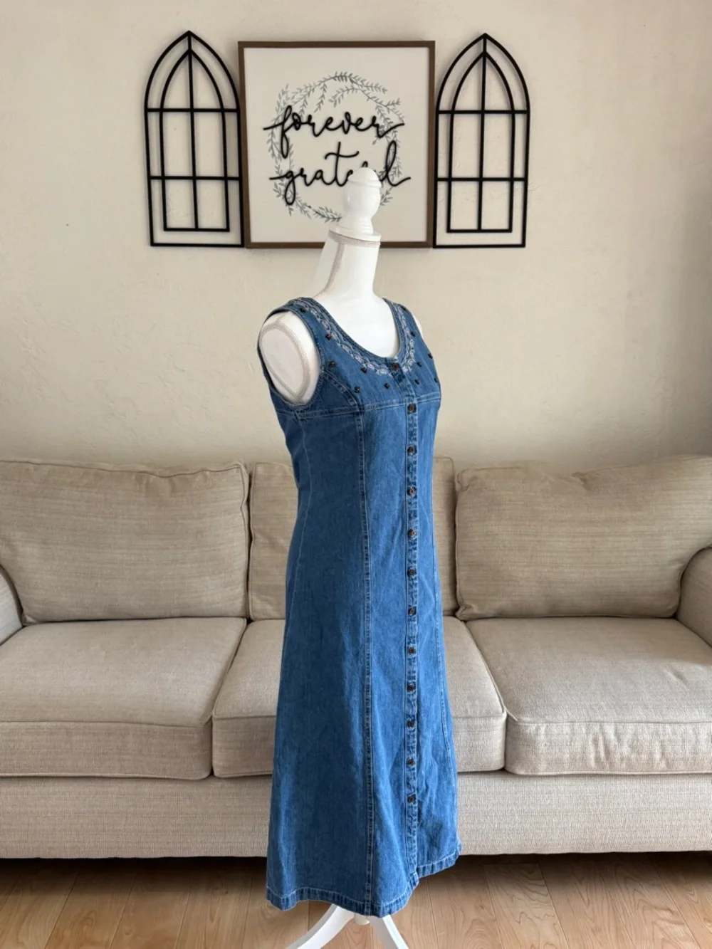 Vintage Christopher & Banks Embroidered Denim Button-Front Midi Dress Size 10